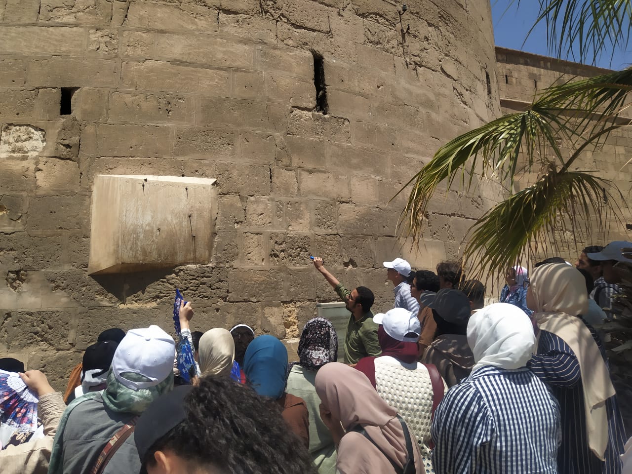 مؤسسة زاهي حواس تُطلق الجولة الثانية من دورة الآثار الإسلامية بزيارة قلعة صلاح الدين الأيوبي